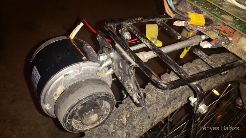 The friction drive on the rear wheel